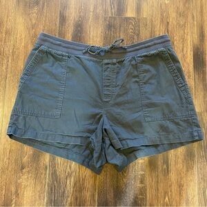 Gap 100% cotton shorts size XL grey drawstring 3.5 inch inseam